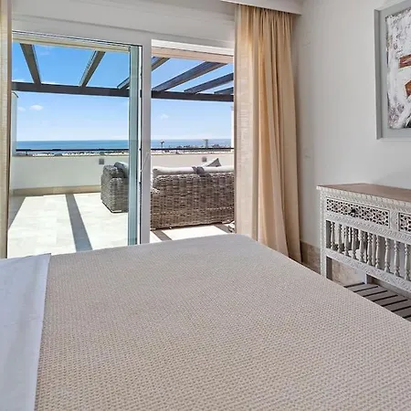 Casa Makas Santa Clara Golf Апартаменты Марбелья