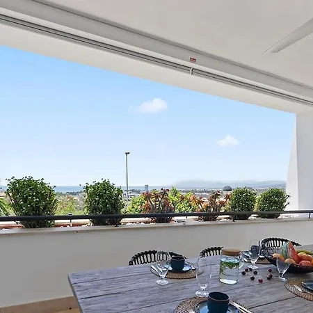 Casa Makas Santa Clara Golf