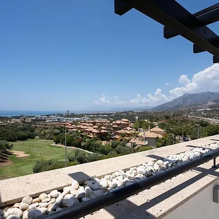 Casa Makas Santa Clara Golf מארבלה